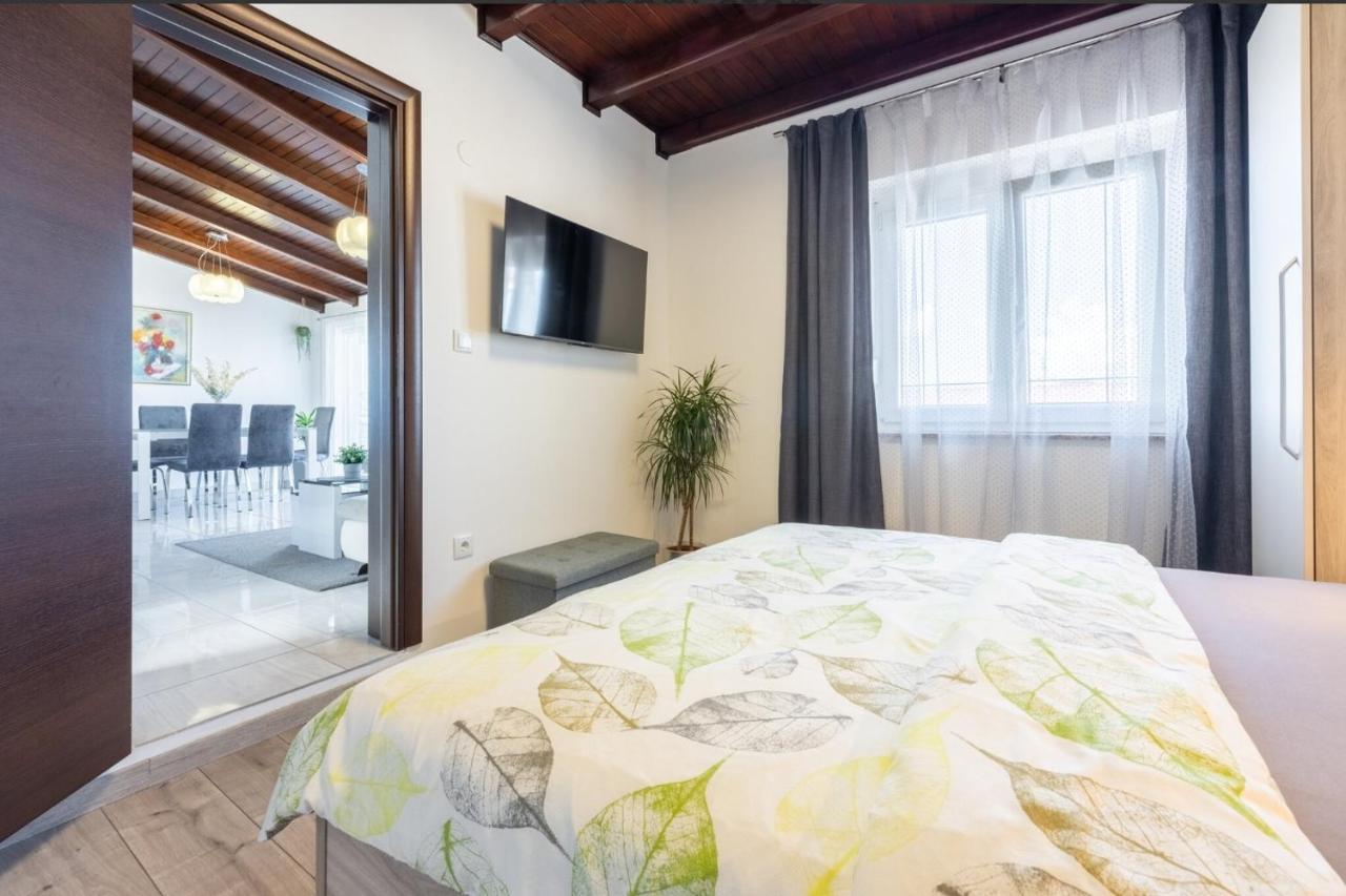 Apartments Lino سيلتسي المظهر الخارجي الصورة